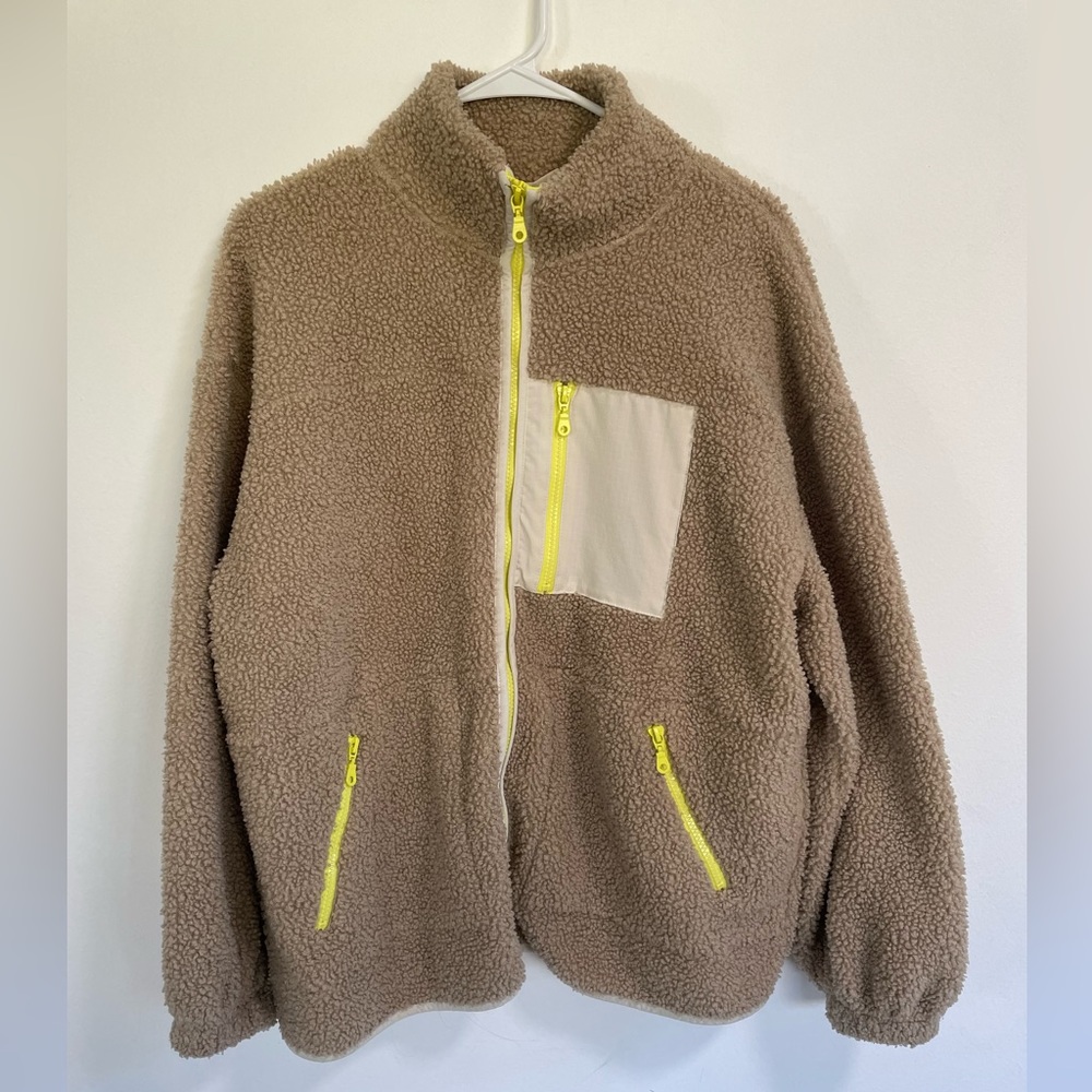 Universal Thread tan teddy zip jacket with neon green accents size medium
